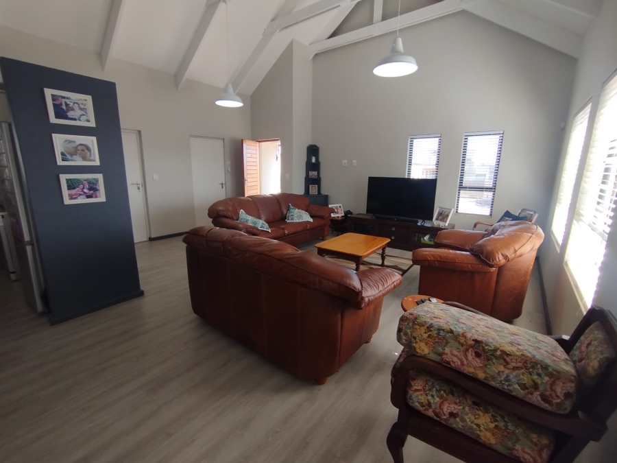 3 Bedroom Property for Sale in Bayview Western Cape
